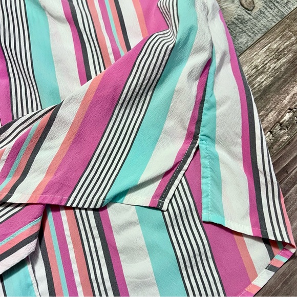 Foxcroft Reese Stripe Seersucker UPF Top Size 10P Colorful Wrinkle Free Roll Tab - Picture 12 of 16